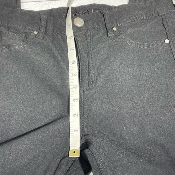 Almost Famous Ink Black Skinny Leg Mid Rise Jeans Juniors Size 13 - Picture 5 of 11